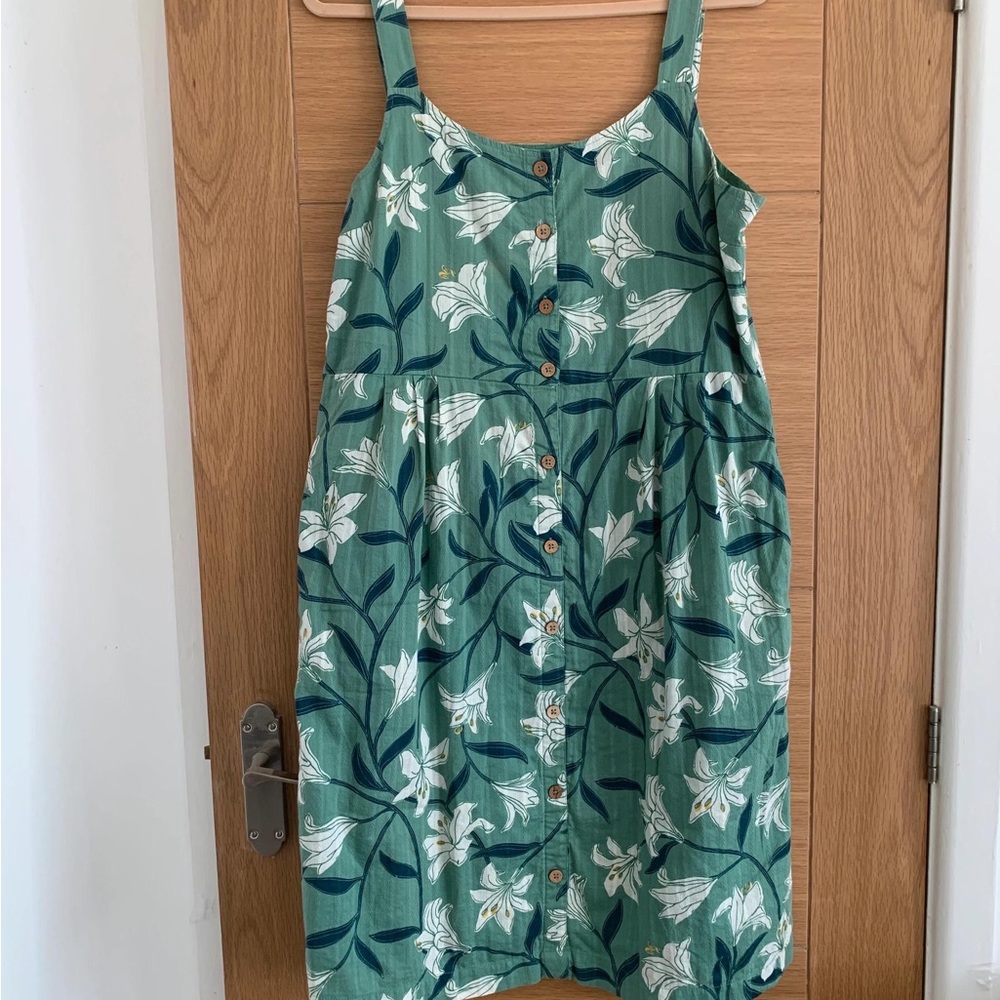 Floral Green Sleeveless Dress